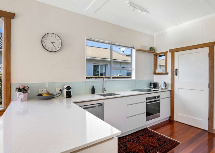 at 9 Selwyn Street, Vogeltown, New Plymouth, Taranaki