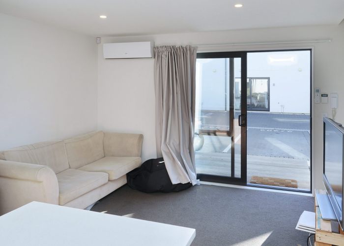  at 2/292 Hereford Street, City Centre, Christchurch City, Canterbury