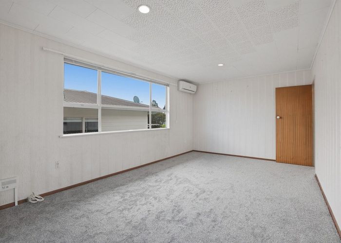  at 14 Huatoki Street, Vogeltown, New Plymouth, Taranaki