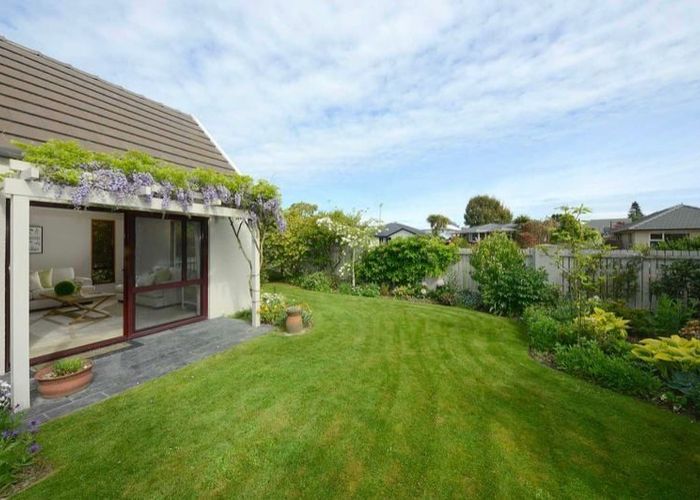  at 8 Braco Place, Burnside, Christchurch City, Canterbury
