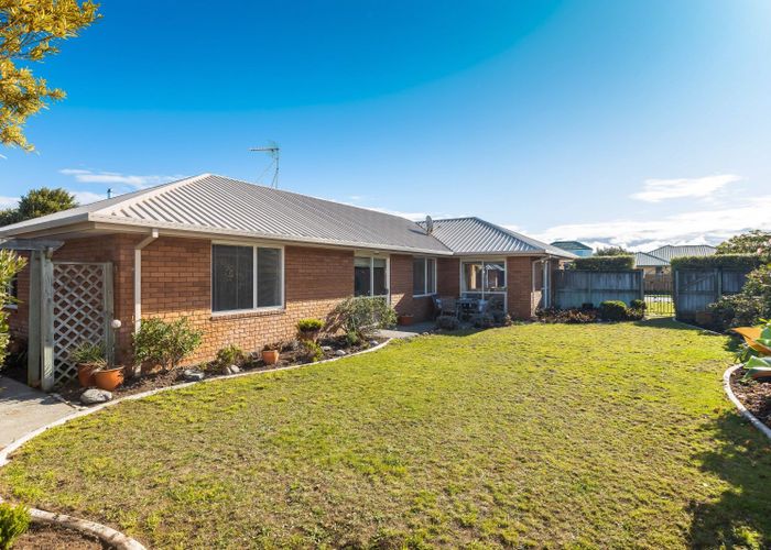  at 44 Orlando Crescent, Waimairi Beach, Christchurch