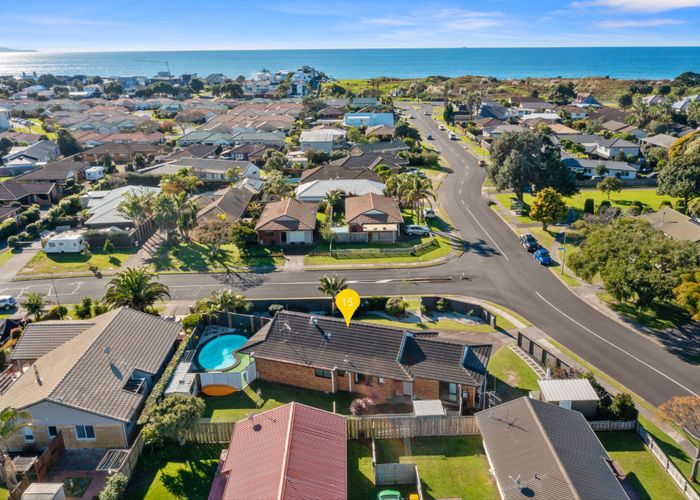  at 15 Sunrise Avenue, Mount Maunganui, Tauranga, Bay Of Plenty