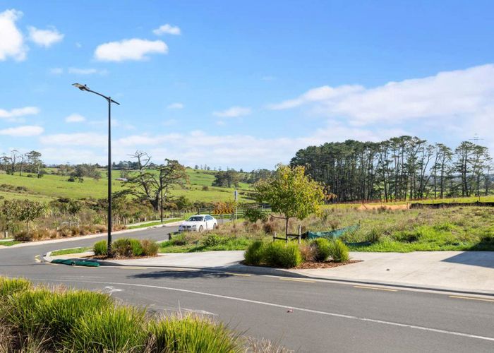  at 86 Puwha Street, Massey, Waitakere City, Auckland