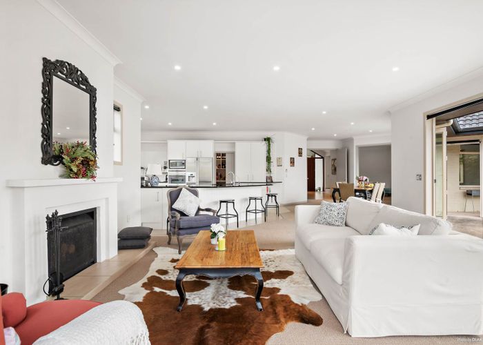  at 6 Kingscliff Rise, Albany