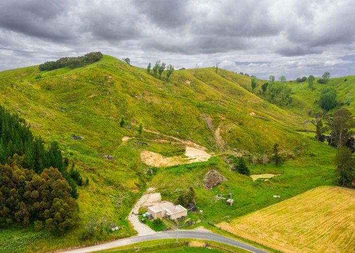  at 162 Lake Road, Waituhi, Gisborne