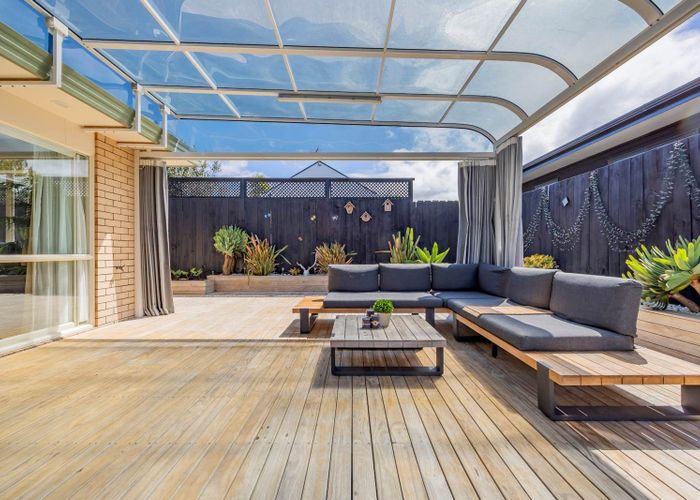  at 27A Coniston Avenue, Te Atatu South, Waitakere City, Auckland