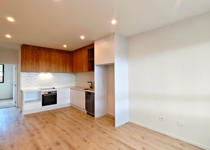  at 48C Santiago Crescent, Unsworth Heights, Auckland