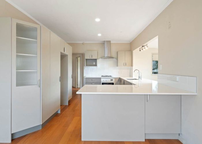  at 5 The Anchorage, Sunnyhills, Manukau City, Auckland