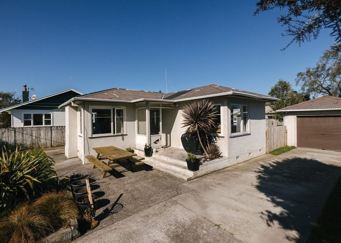  at 15 Poole Street, Feilding, Feilding