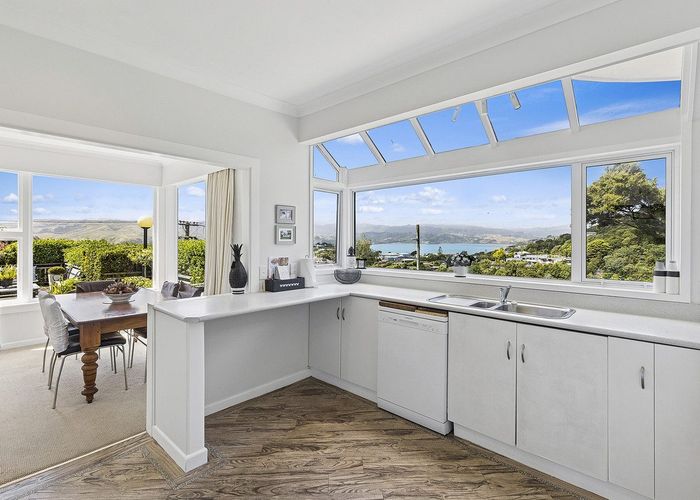  at 31 Kiriwai Road, Paremata, Porirua, Wellington