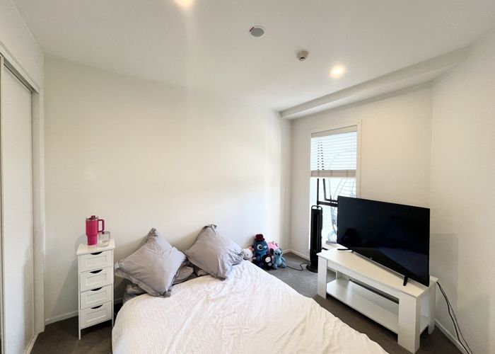  at 104/1B Oakley Avenue, Waterview, Auckland City, Auckland