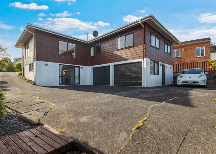  at 32 Palomino Drive, Henderson, Auckland