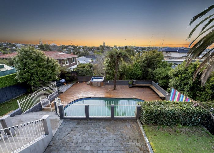  at 12 Coates Road, Cockle Bay, Manukau City, Auckland