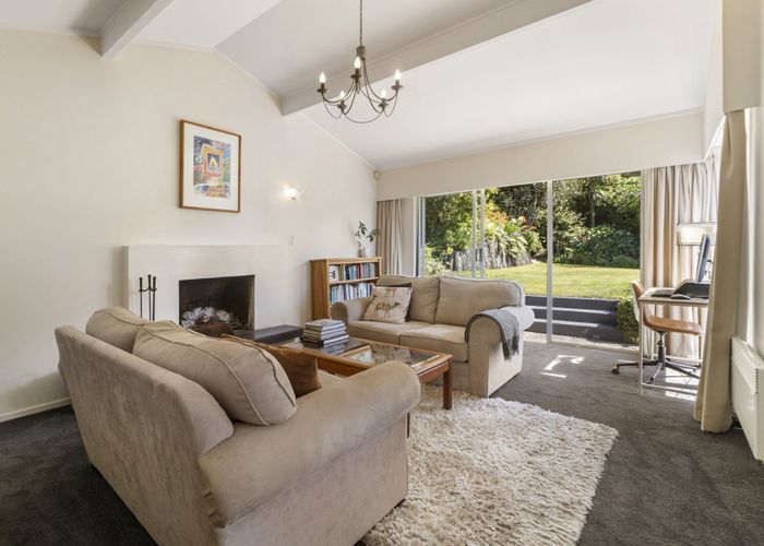  at 58 Homewood Crescent, Karori, Wellington