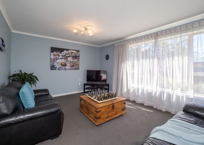  at 40 MALDON STREET, CHERTSEY, ASHBURTON