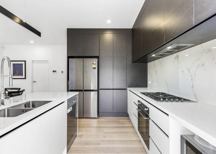  at 28 Drumconnell Drive, Flat Bush, Auckland