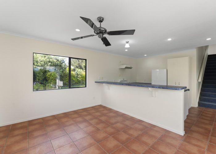  at 9 Caughley Place, Otaki Beach, Kapiti Coast, Wellington