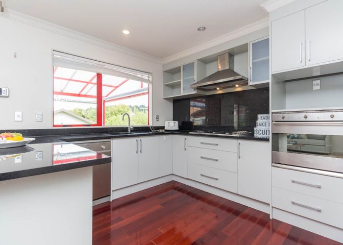  at 14 Cuthill Close, Albany, Auckland