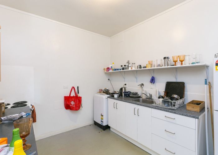  at 27 Arlington St (9 bedrooms x $220/room), Mount Cook, Wellington, Wellington