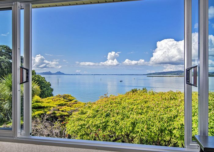 at 182 Beach Road, Onerahi, Whangārei