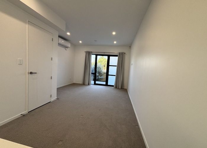  at 2/112 Moore Street, Howick, Manukau City, Auckland
