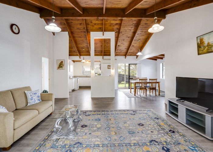  at 9 Alley Place, Taradale, Napier