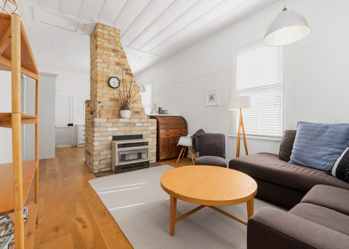 at 29 Bettina Road, Fairfield, Hamilton
