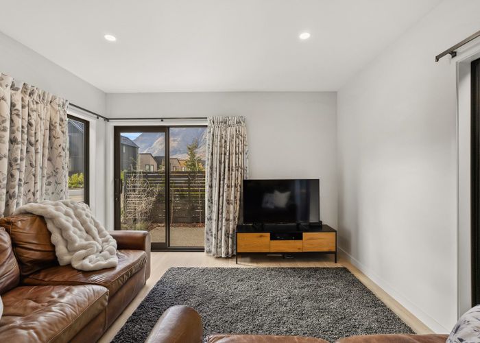  at 33 Mulholland Drive, Jacks Point, Queenstown-Lakes, Otago