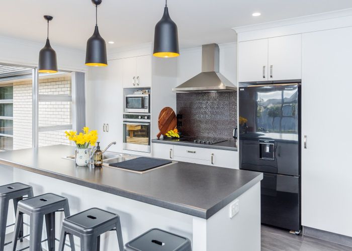  at 55 Edgeview Crescent, Fitzroy, Hamilton