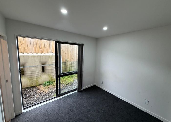  at 2/45 Heatherbank Street, Glen Innes, Auckland