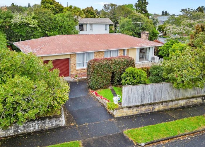  at 4 Malory Street, Avondale, Auckland