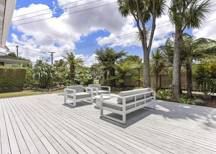  at 27 Horotutu Road, Greenlane, Auckland City, Auckland