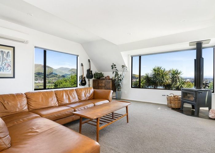  at 3 Roland Lane, Mount Pleasant, Christchurch City, Canterbury