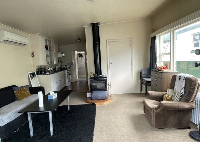  at 9 Titan St, North Dunedin, Dunedin, Otago