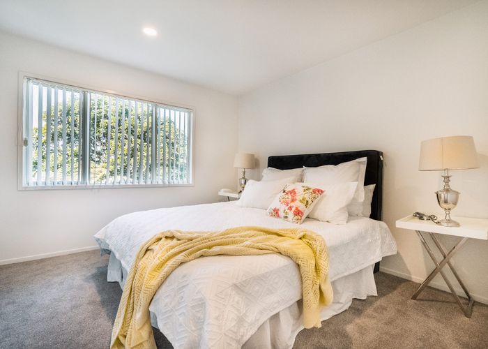  at 23P Hendry Avenue, Hillsborough, Auckland