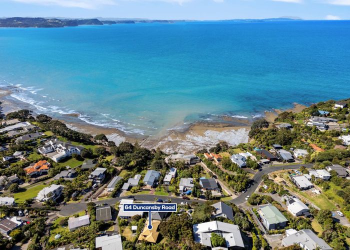 at 2/64 Duncansby Road, Stanmore Bay, Whangaparaoa