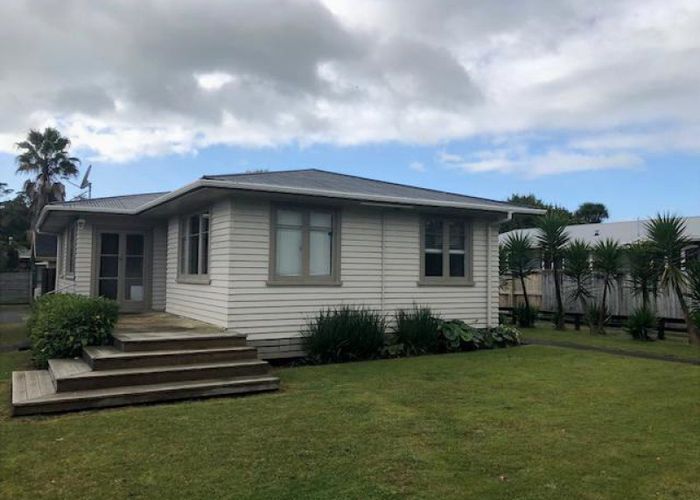  at 18 Dover Road, Saint Andrews, Hamilton, Waikato