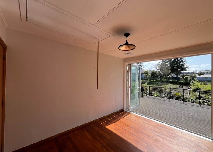 at 6 Fernwood Place, Wai O Taiki Bay, Auckland City, Auckland