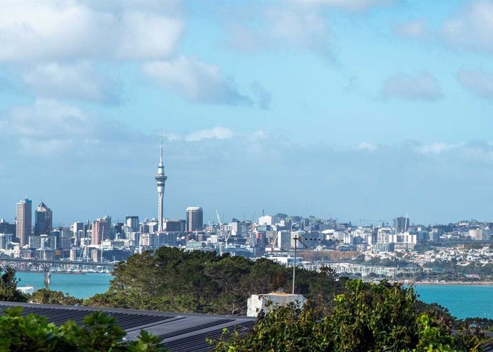  at 1/15 Colonial Road, Chatswood, North Shore City, Auckland