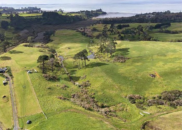  at 2938 Awhitu Road, Waiuku, Franklin, Auckland