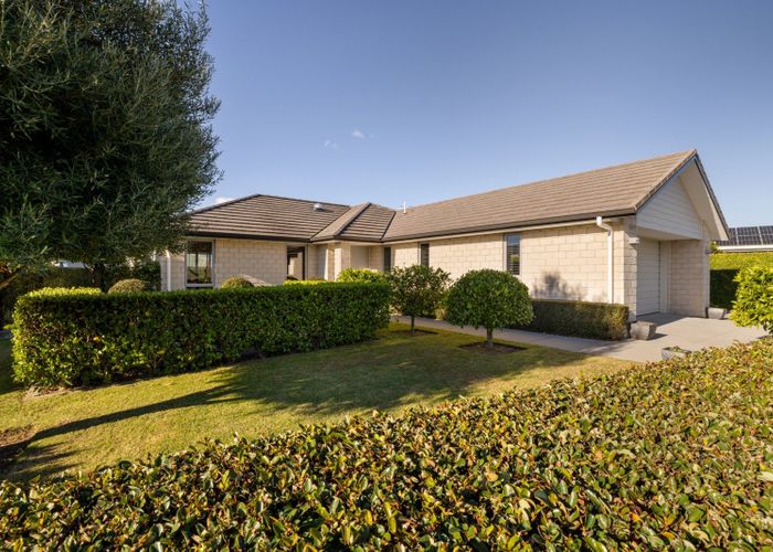  at 20 Mortlake Heights, Pyes Pa, Tauranga