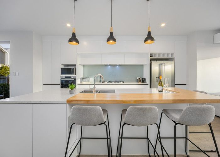  at 82 Tarapuka Road, Westgate, Auckland
