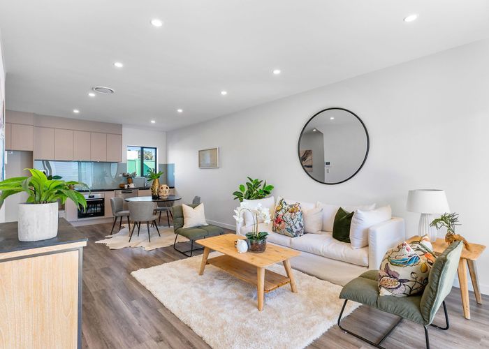  at 121A Sycamore Dr, Sunnynook, North Shore City, Auckland