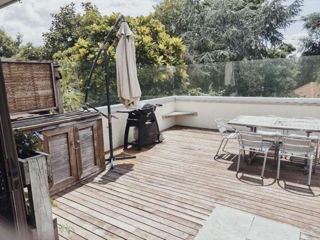  at 2 Grammar School Road, Pakuranga, Auckland