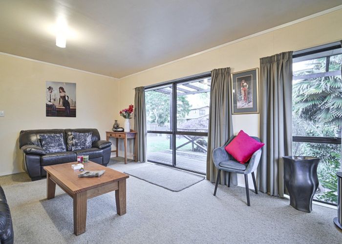 at 14 Martin Dale, Raureka, Hastings
