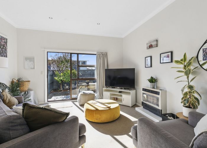  at 406 Broadway, Miramar, Wellington, Wellington