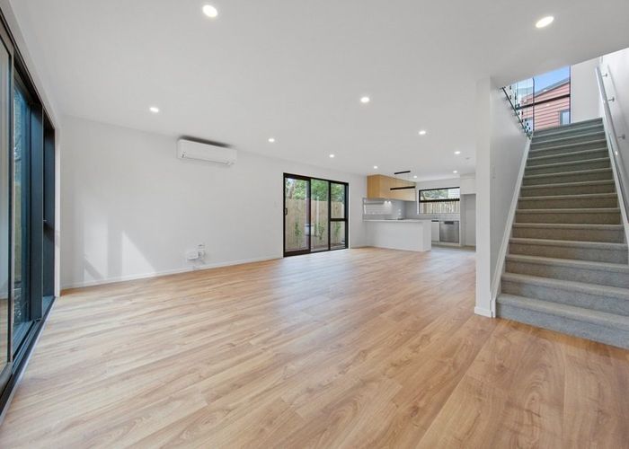  at 41 Golf Road, New Lynn, Waitakere City, Auckland