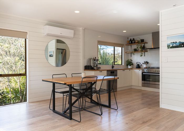  at 1/45 Unsworth Drive, Unsworth Heights, North Shore City, Auckland
