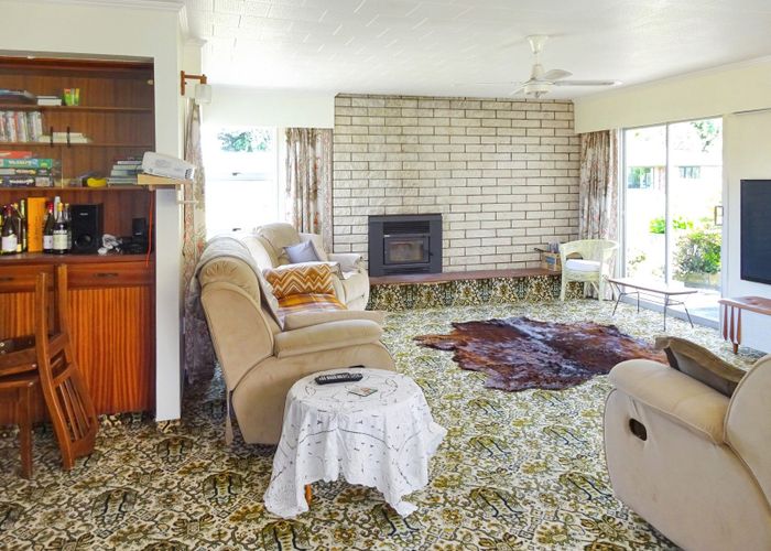  at 7 Hennessey Street East, Foxton Beach, Foxton