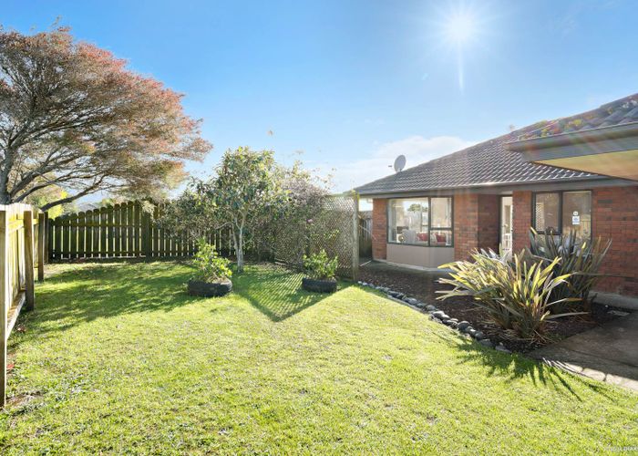  at 15 Dowd Place, Flat Bush, Auckland